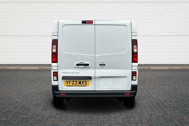Nissan Primastar Dci 30 Tekna Panel YF23MXS White #4