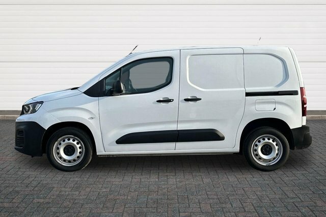 Peugeot Partner Bluehdi 1000 Professional Premium YP23XGS White #6
