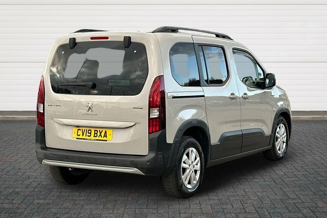 Peugeot Rifter Bluehdi Gt Line Standard CV19BXA Beige #3