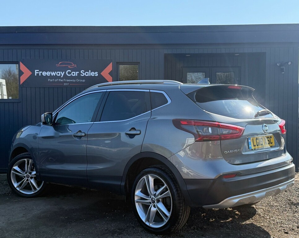 Nissan Qashqai Suv 1.3 Dig-t N-motion Suv Euro LG19XSC Grey #2