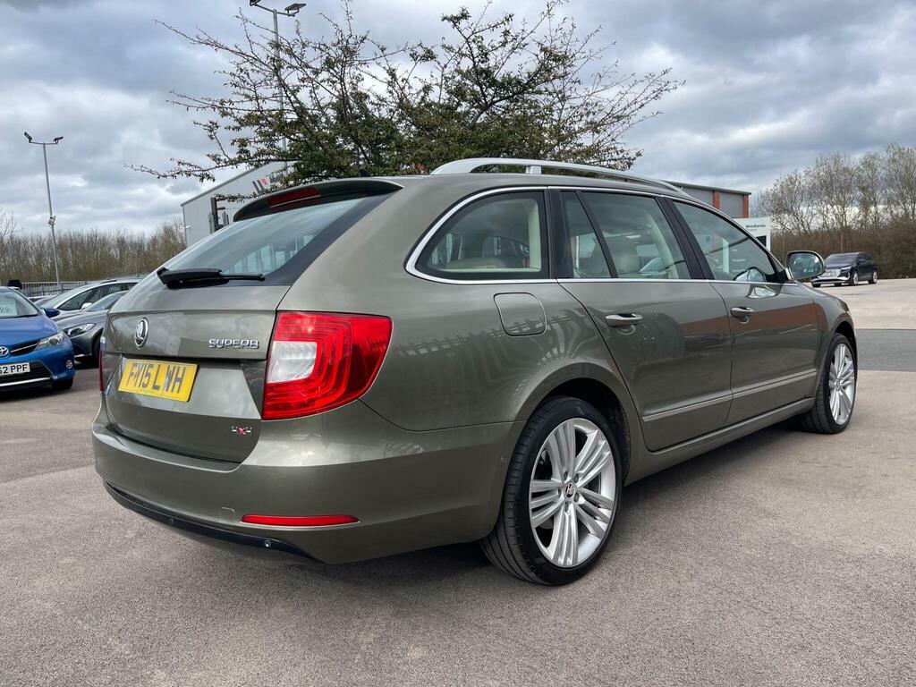 Skoda Superb 2.0 Tdi Elegance Dsg 4Wd Euro 5 S S Green #4