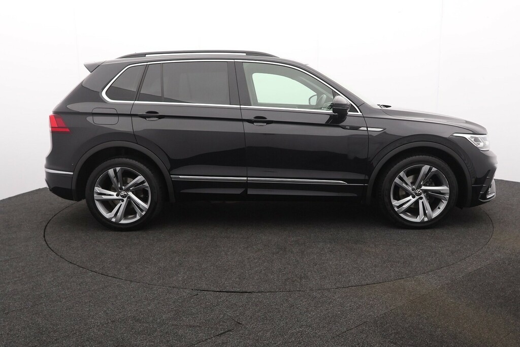 Volkswagen Tiguan 2.0Tdi 4Motion R-line Edition Dsg LB23NRX Black #2