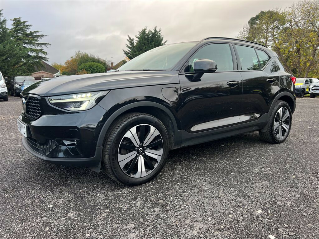 Volvo XC40 Recharge T4 Plus Estate Ele LS72YYC Black #2
