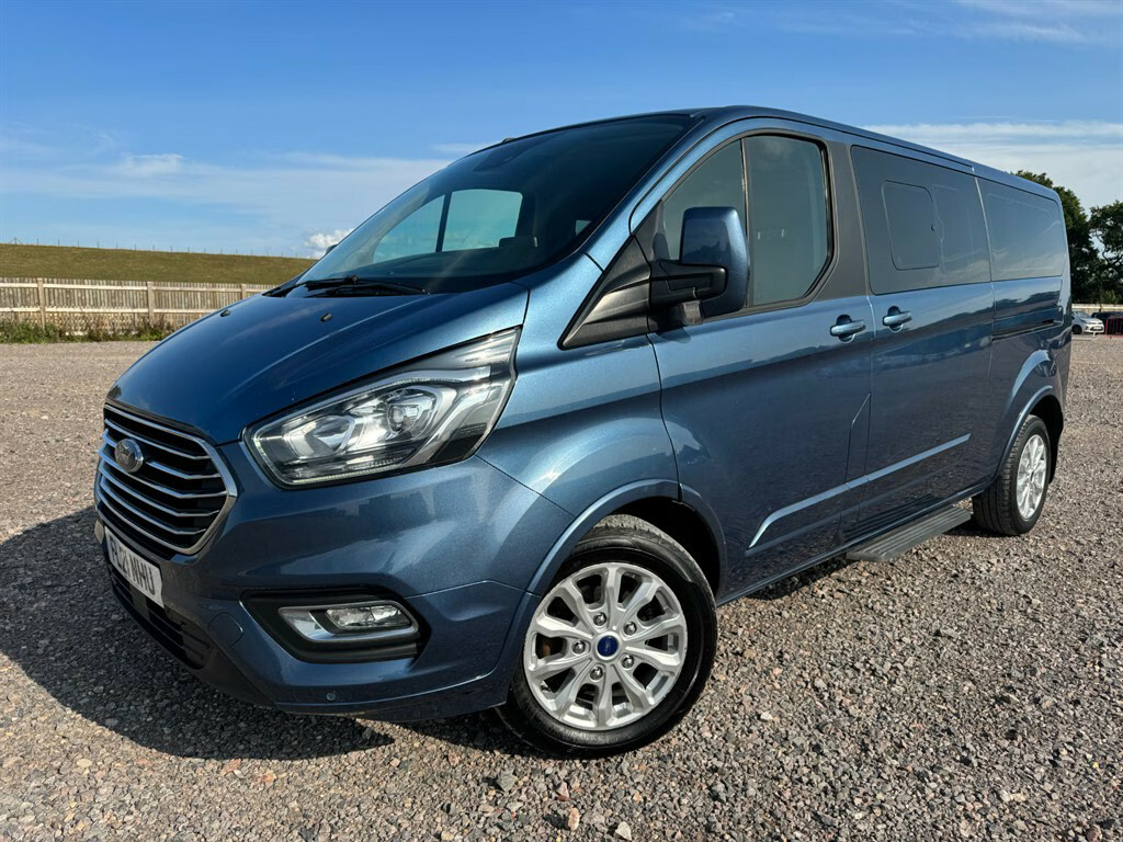 Ford Tourneo Custom 320 Titanium Ecoblue 9 Seater Minibus Manua Blue