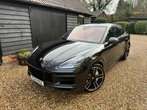 Porsche Cayenne 4.0T V8 Turbo Black #2