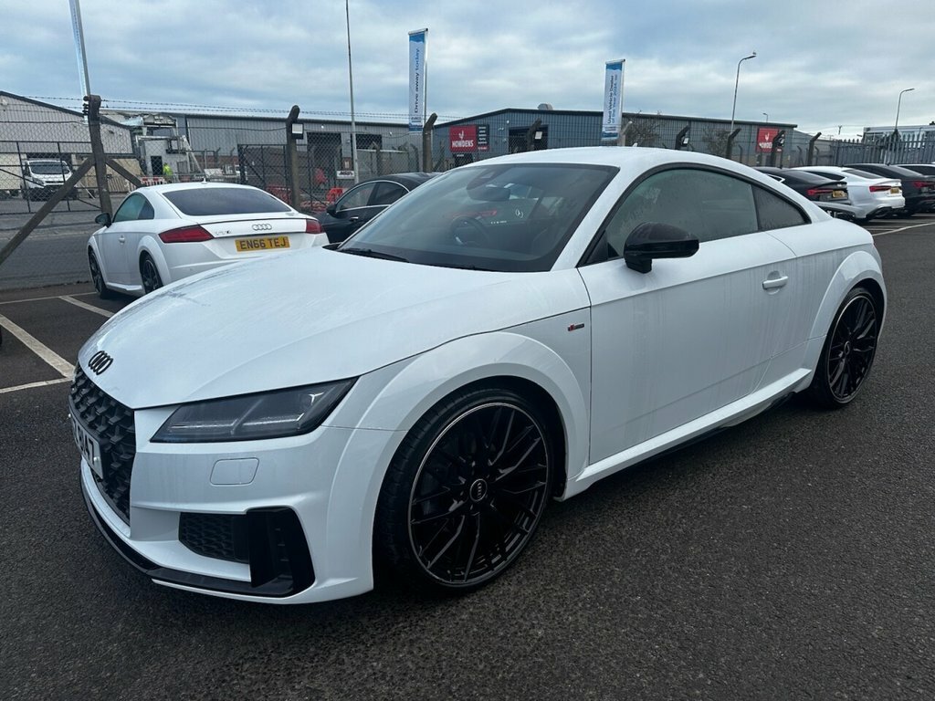 Audi TT 2L Black Edition XGZ8147 White #3