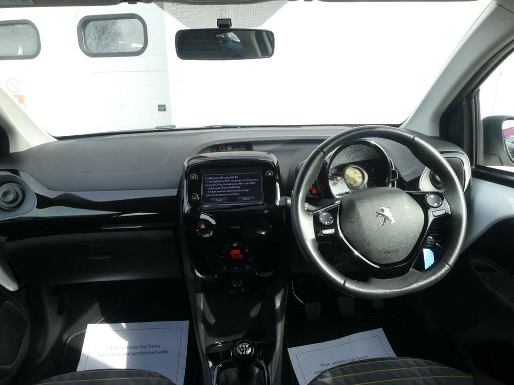 Peugeot 108 1.0 Collection Euro 6 S S WG71LRV White #4
