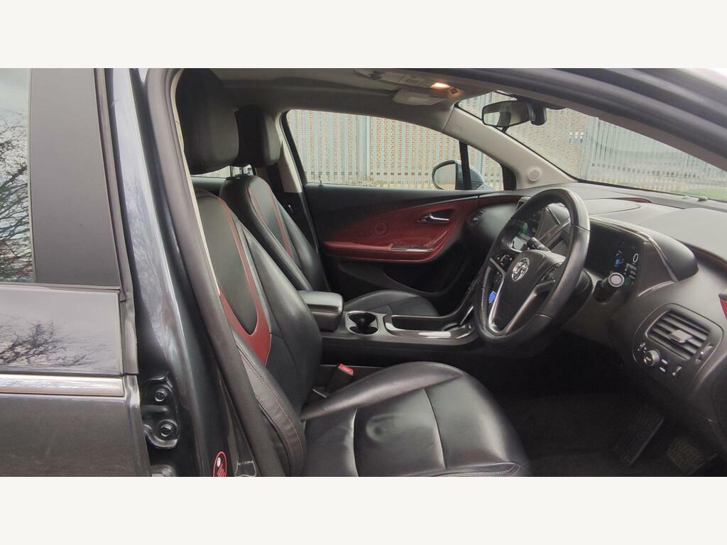 Vauxhall Ampera 111Kw Electron White #9