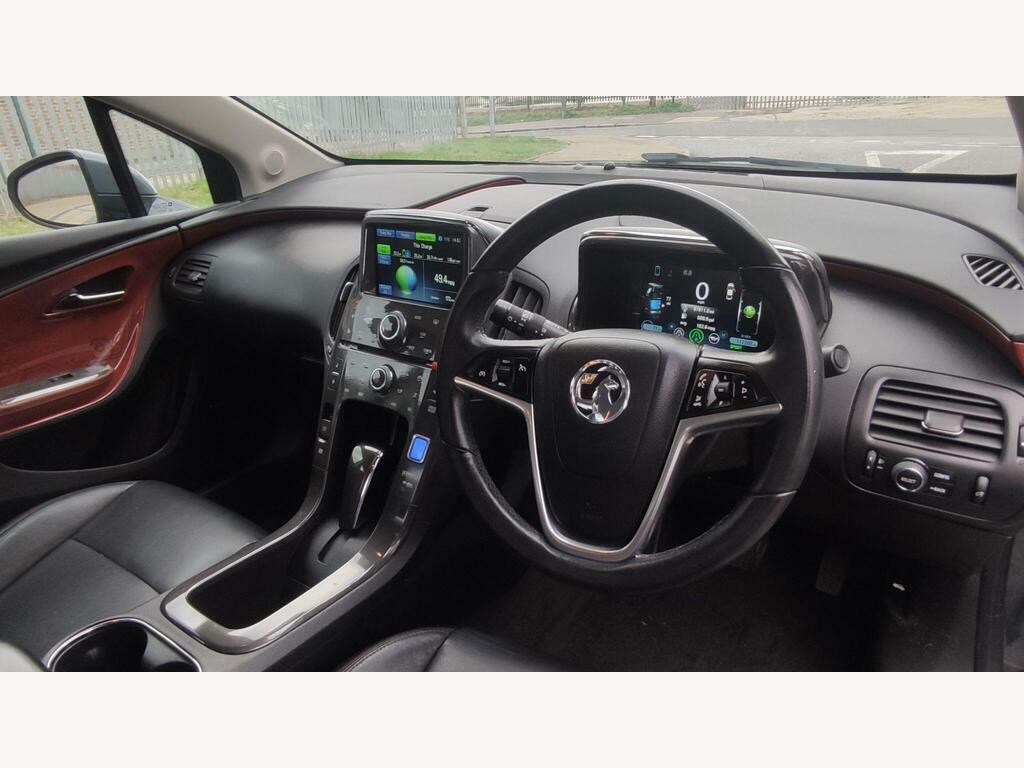 Vauxhall Ampera 111Kw Electron White #7