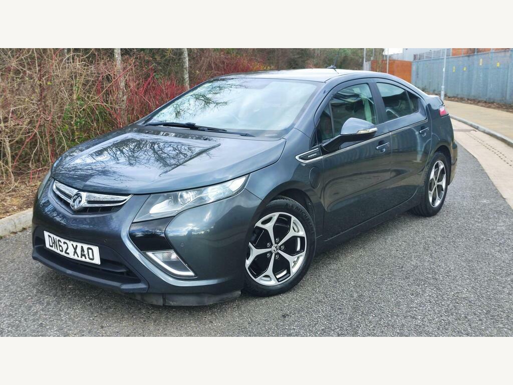 Vauxhall Ampera 111Kw Electron White #3