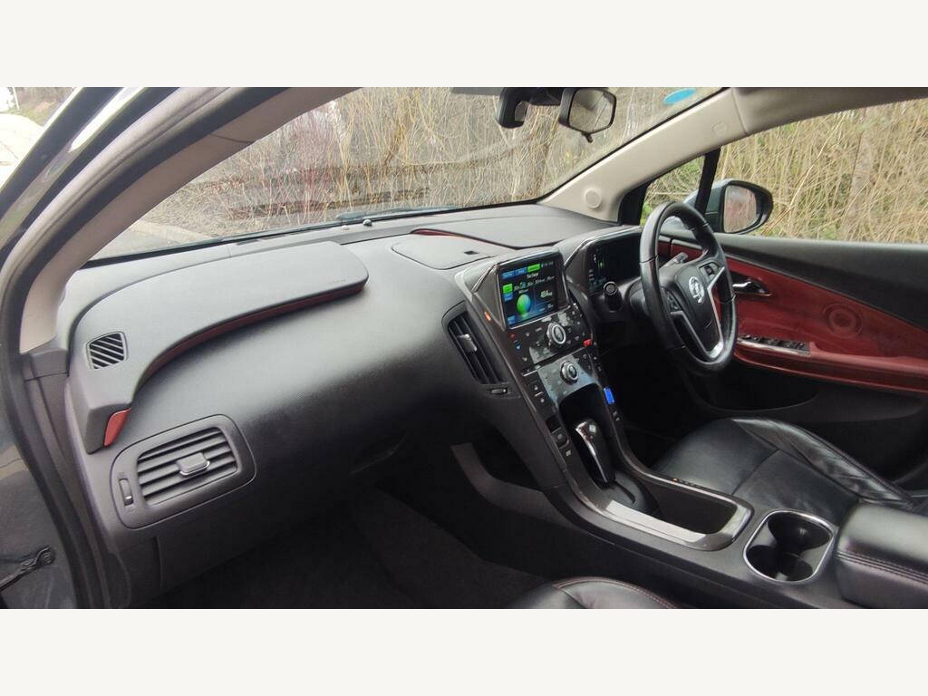 Vauxhall Ampera 111Kw Electron White #8