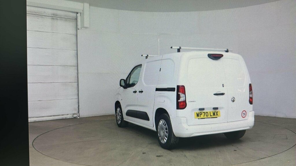 Vauxhall Combo 1.5 Turbo D 2000 Sportive L1 H1 Euro 6 Ss WP70LWX White #4