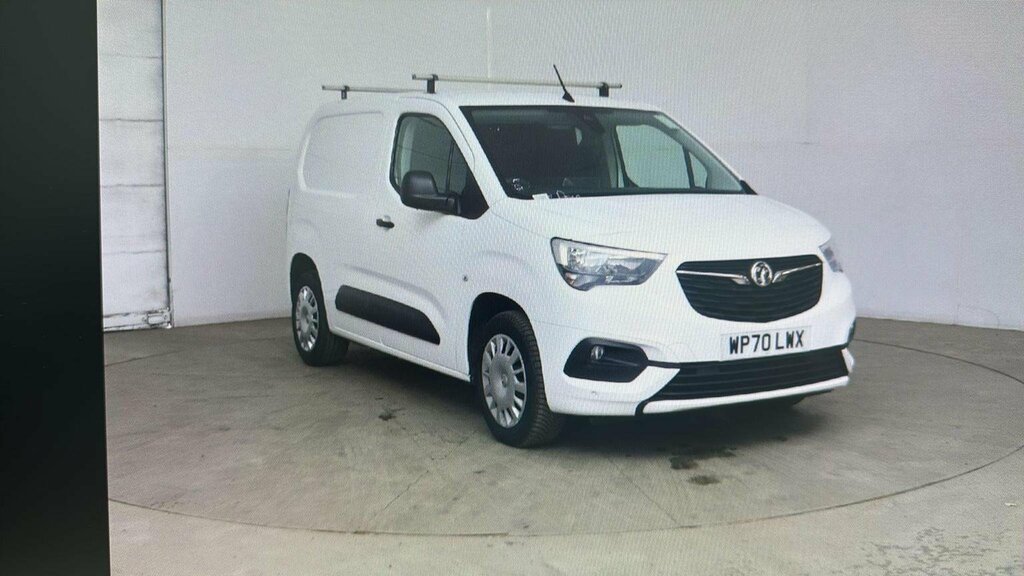 Vauxhall Combo 1.5 Turbo D 2000 Sportive L1 H1 Euro 6 Ss White