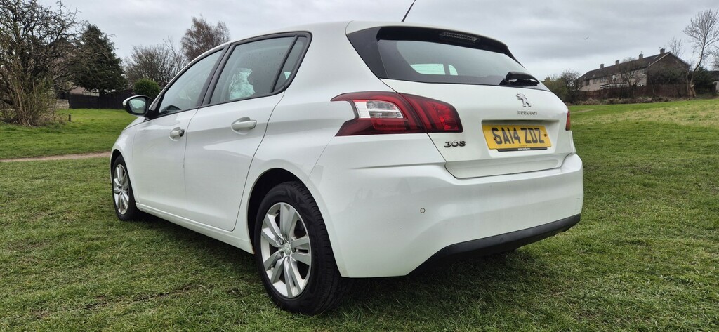 Peugeot 308 Hatchback 1.6 Hdi Active Euro 5 201414 SA14ZDZ White #3
