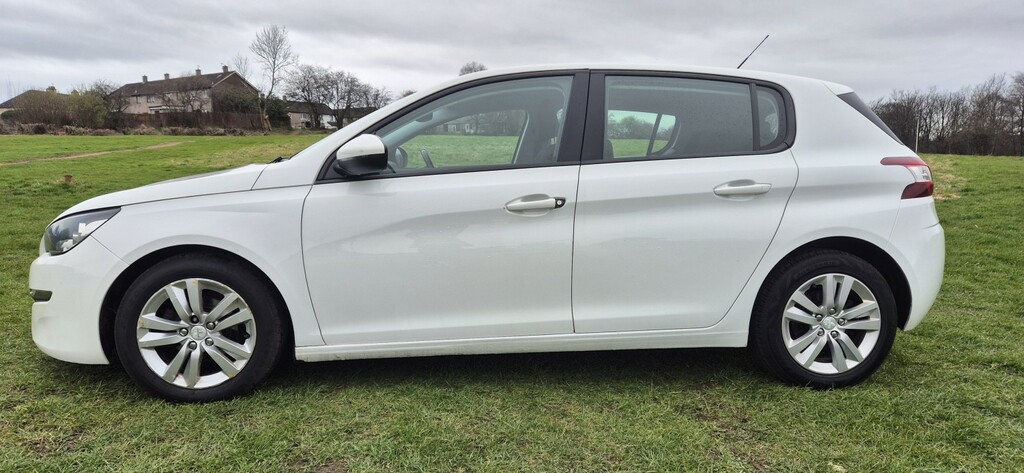 Peugeot 308 Hatchback 1.6 Hdi Active Euro 5 201414 SA14ZDZ White #2