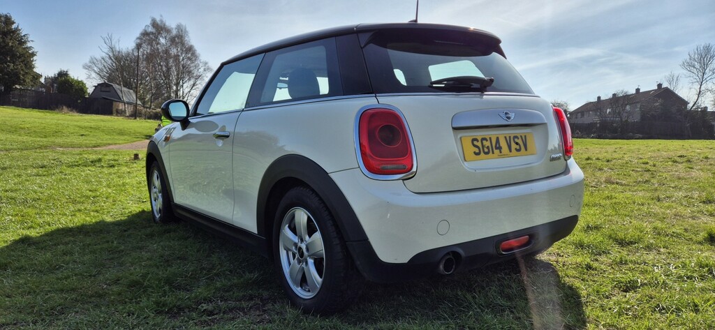 Mini Hatch Hatchback 1.5 Cooper 3-Door Hatch 2014 SG14VSV White #3