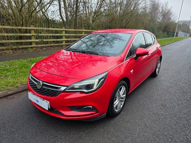 Vauxhall Astra Turbo Gpf Elite Nav VO68ECJ Red #4
