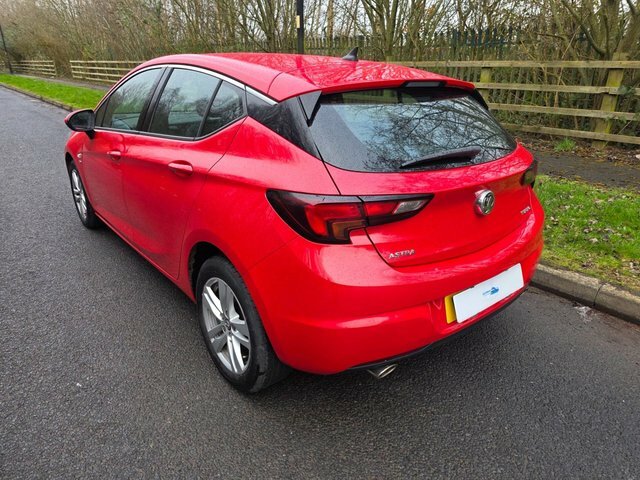 Vauxhall Astra Turbo Gpf Elite Nav VO68ECJ Red #5