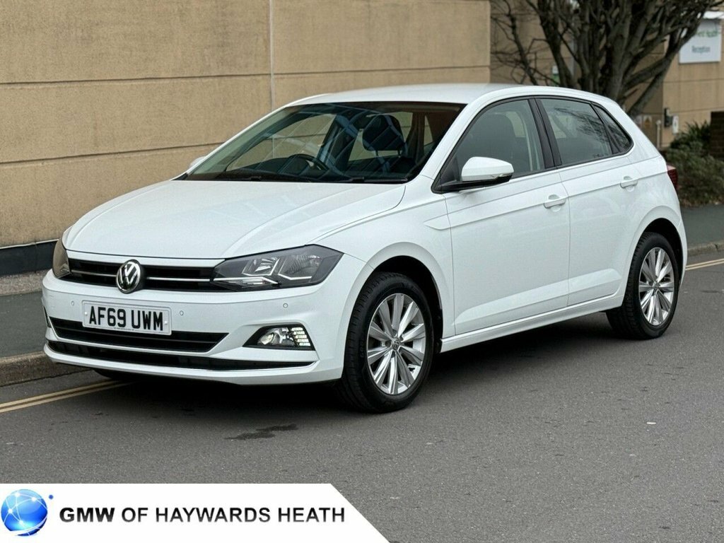 Volkswagen Polo 1L Sel AF69UWM White #2