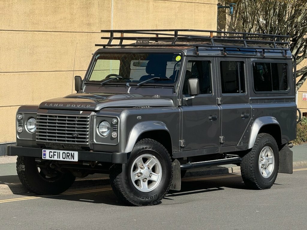 Land Rover Defender 2.4L Xs Grey