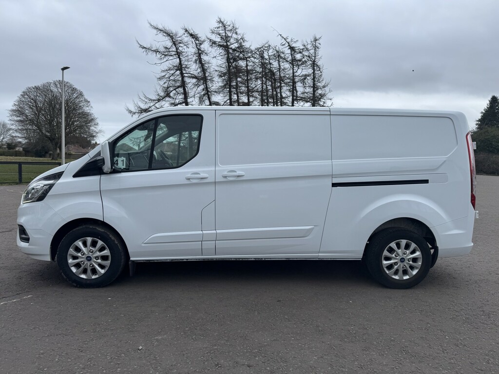 Ford Transit Custom Panel Van 2.0 Transit Custom Limited Van 300 L2 2. MF22VLA White #4