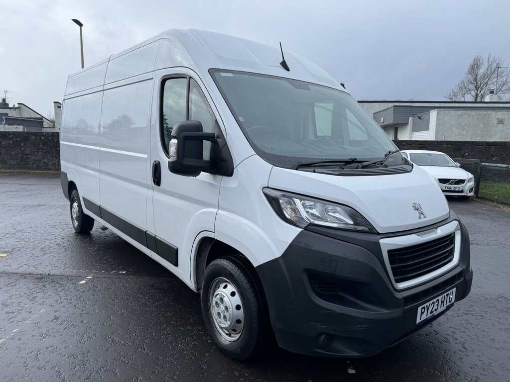 Peugeot Boxer Panel Van 2.2 Bluehdi 335 Professional Premium PY23HTU White
