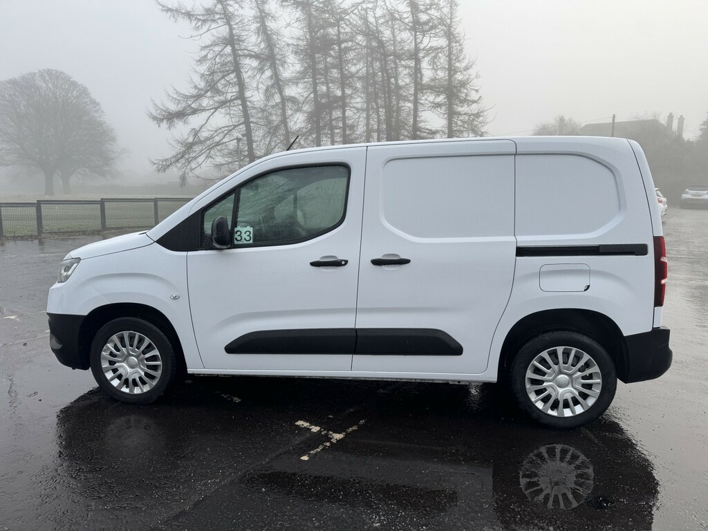 Toyota Proace City Panel Van 1.5 Bluehdi Icon 202323 YE23VMO White #3