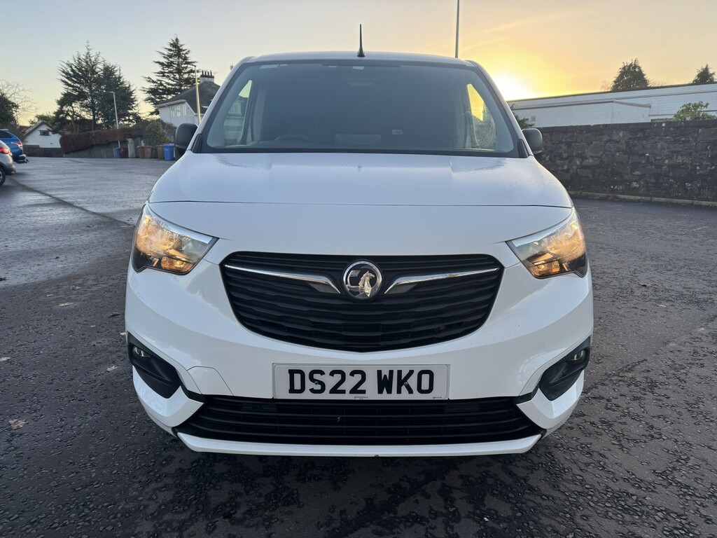Vauxhall Combo Panel Van 1.5 Turbo D 2300 Sportive 202222 DS22WKO White #4