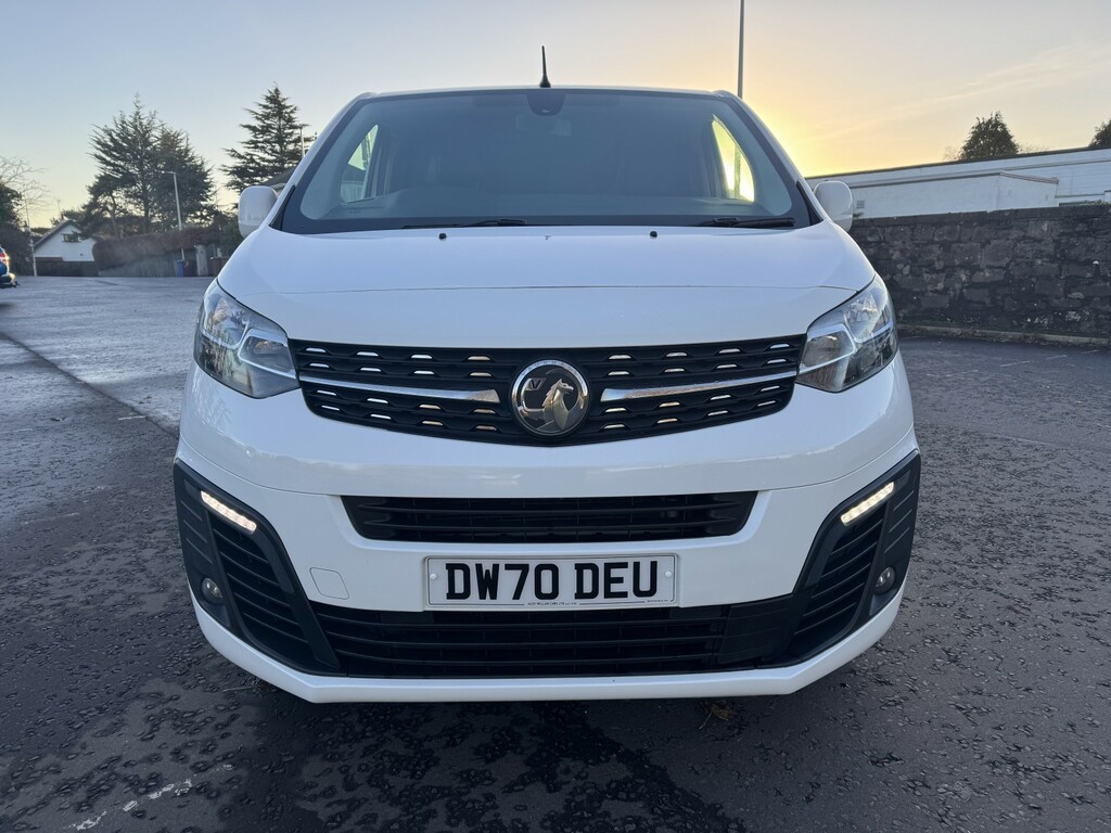 Vauxhall Combo Panel Van 1.5 Turbo D 2300 Sportive 202222 DS22WKO White #2