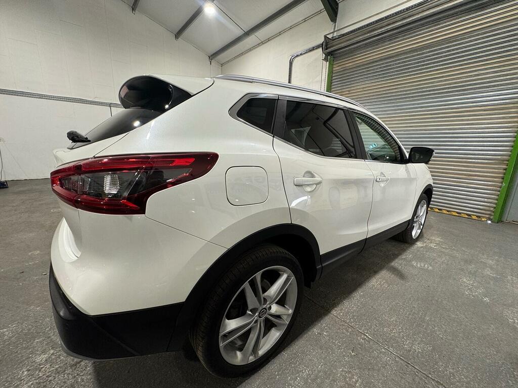 Nissan Qashqai Suv 1.3 Dig-t N-motion 201919 PF19OEA White #6