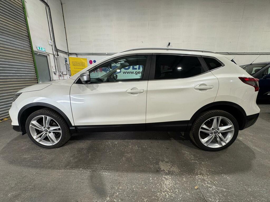 Nissan Qashqai Suv 1.3 Dig-t N-motion 201919 White