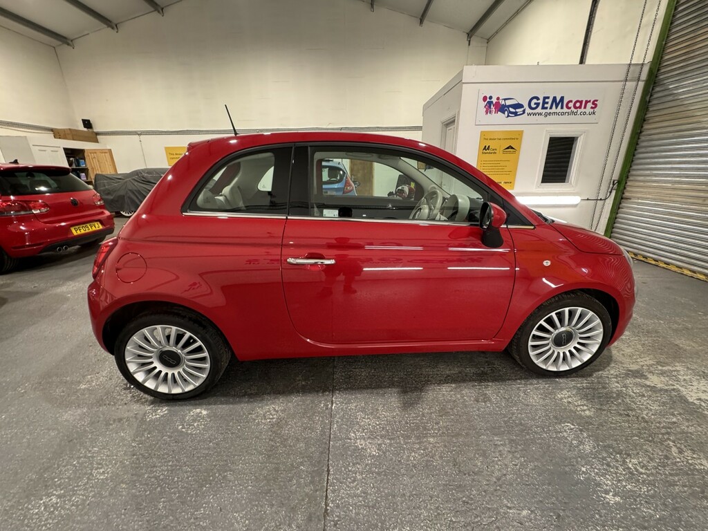 Fiat 500 Hatchback 1.2 1.2 69Hp Lounge 201919 PJ19HFD Red #2