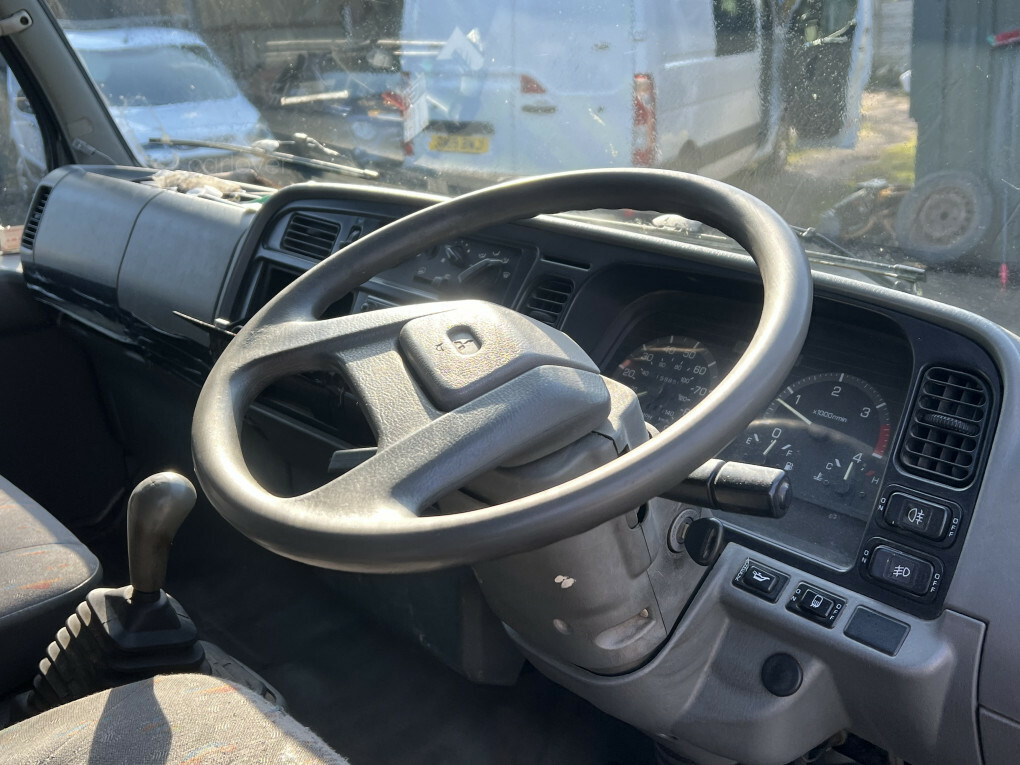 Mitsubishi Fuso Canter Transporter 35 Recovery Truck 2004 White #18