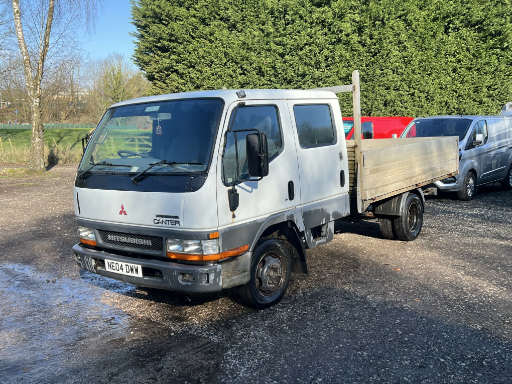 Mitsubishi Fuso Canter Transporter 35 Recovery Truck 2004 White #1