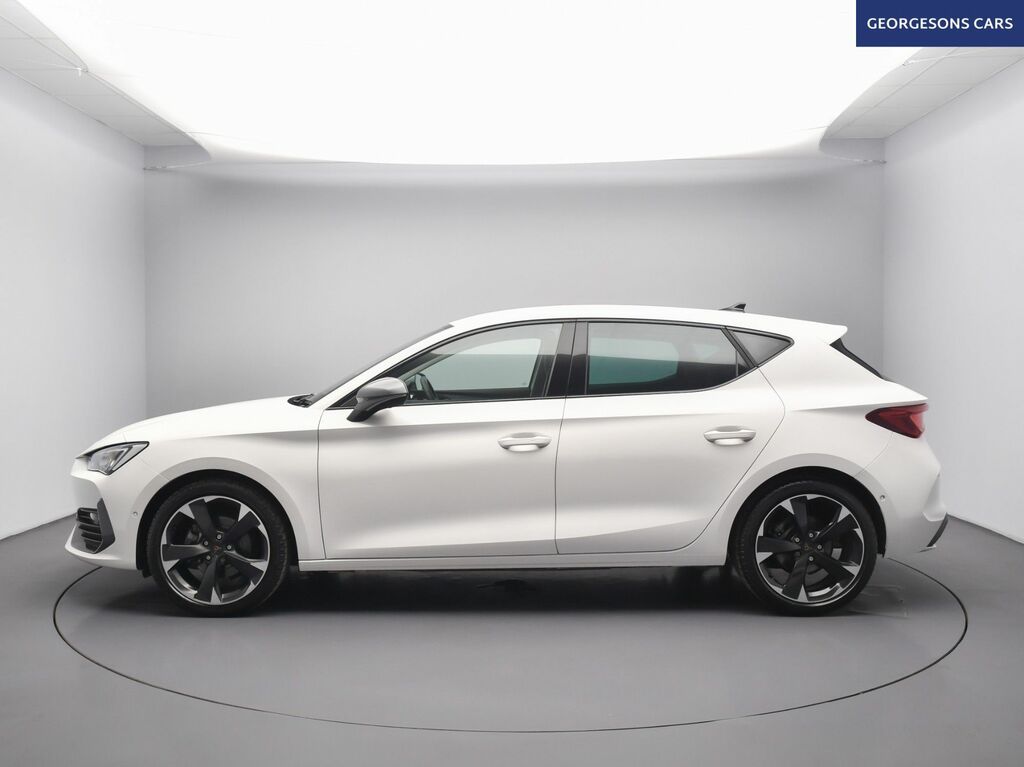 Cupra Leon Etsi Evo V1 Hatchback White #2