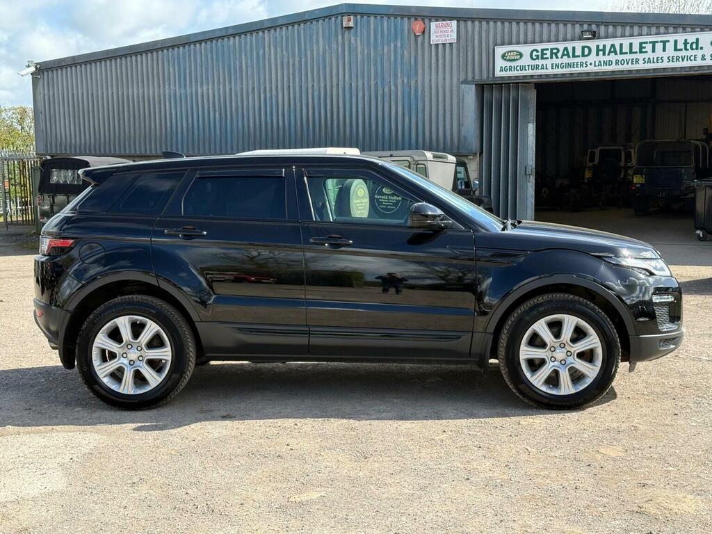 Land Rover Range Rover Evoque 2.0 Td4 Se Tech 4Wd Euro 6 Ss BW68HLZ Black #6