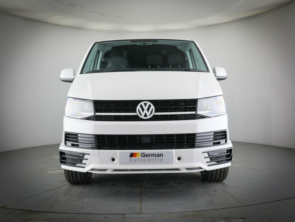 Volkswagen Transporter 2L Trendline FN69LHF White #4
