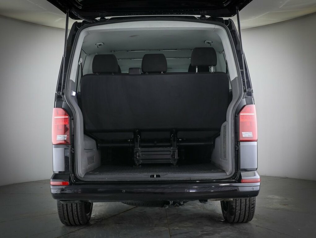 Volkswagen Transporter Shuttle 2L S Black #6