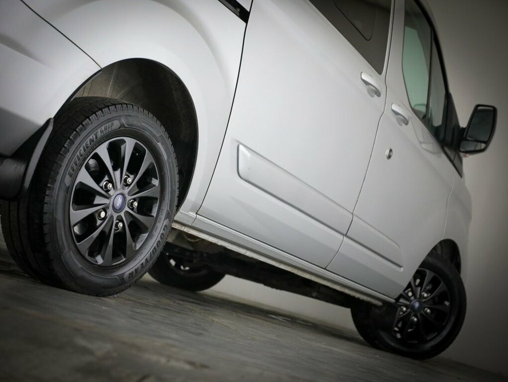 Ford Transit Custom 2L Limited HN72MGX Silver #5