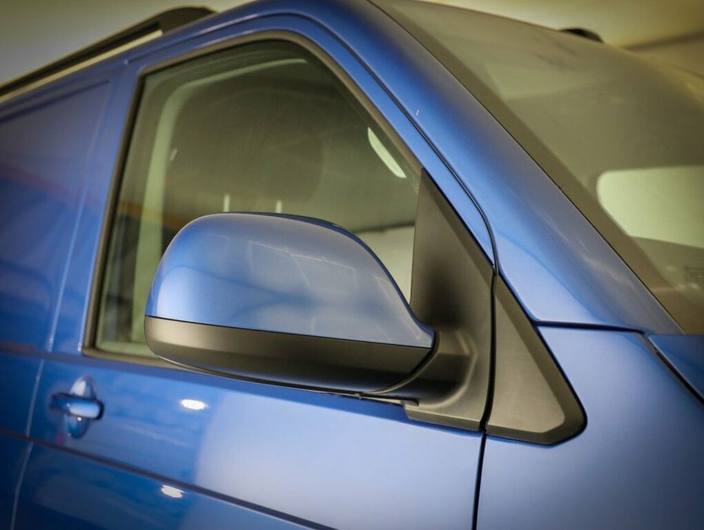 Volkswagen Transporter 2L Highline AO22RVM Blue #6