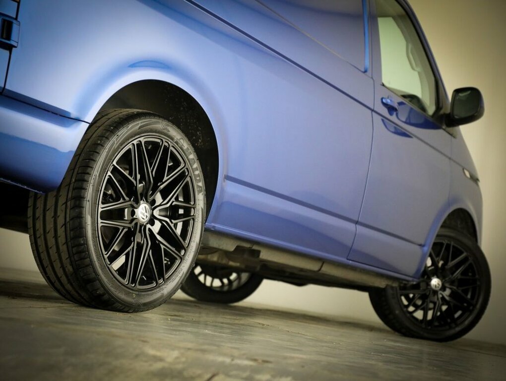 Volkswagen Transporter 2L Highline AO22RVM Blue #5