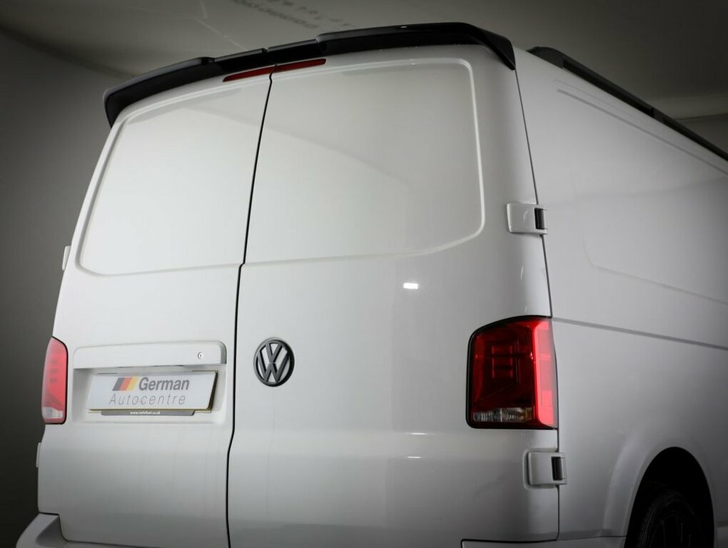 Volkswagen Transporter 2L Startline MW72YBE White #3