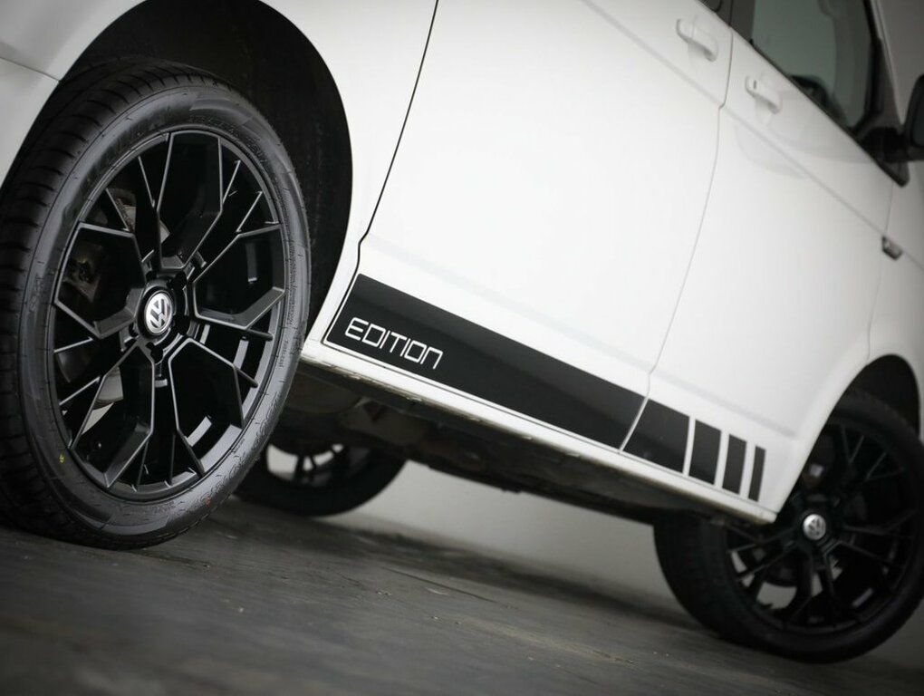 Volkswagen Transporter 2L Edition HG69EBO White #6