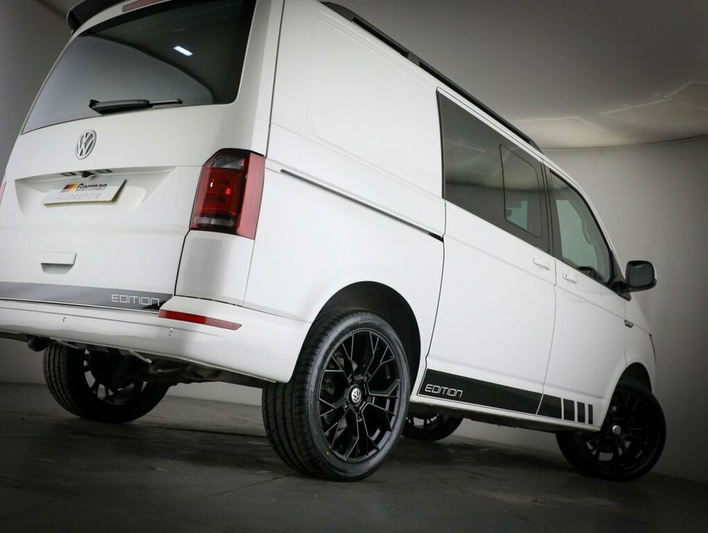 Volkswagen Transporter 2L Edition HG69EBO White #4