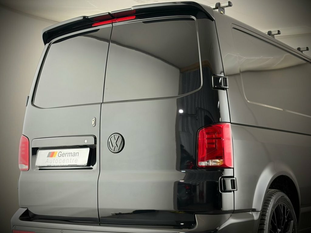 Volkswagen Transporter 2L Highline LF21UPA Black #5