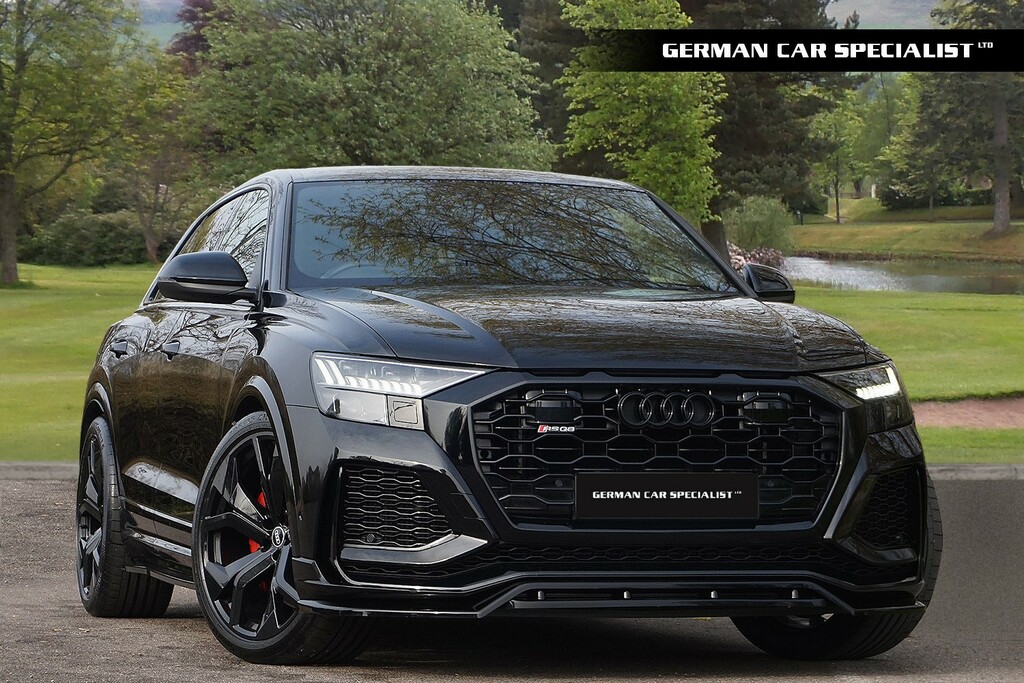 Audi RSQ8 Estate Black