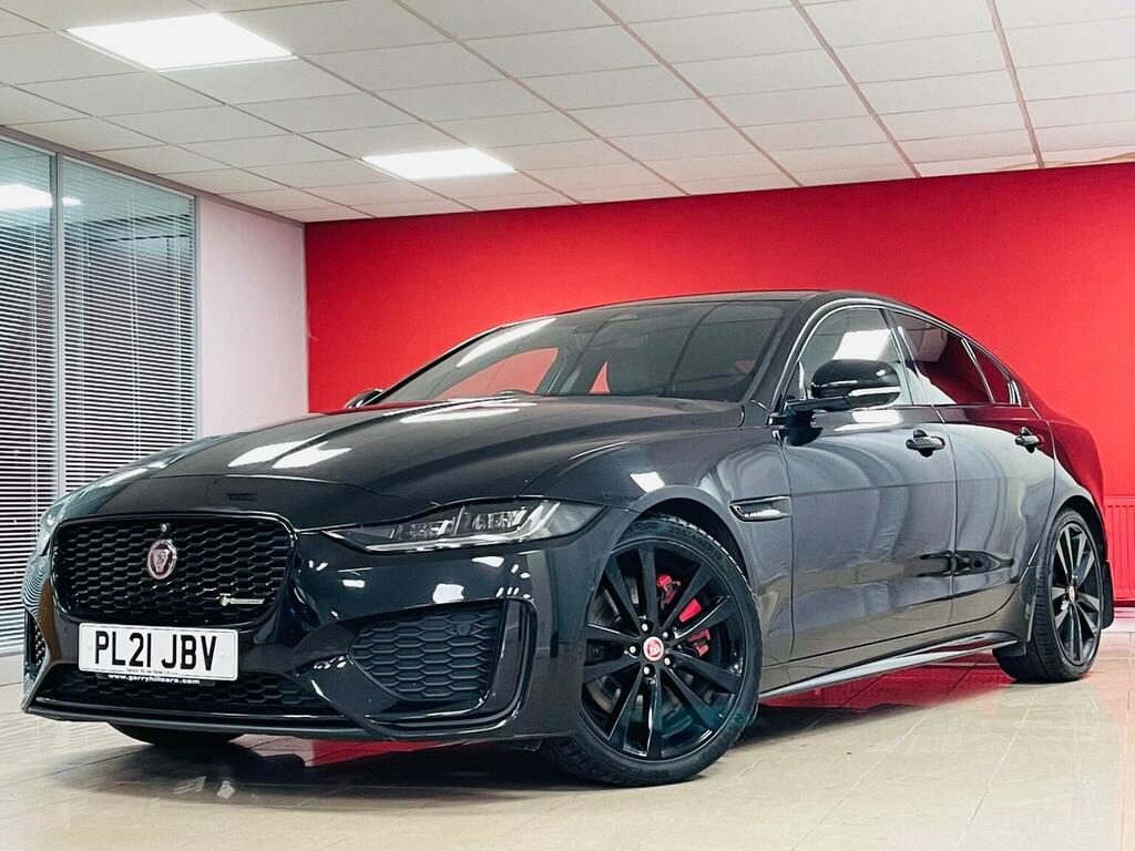 Jaguar XE Saloon 2.0 D200 Mhev R-dynamic Black Euro 6 Black
