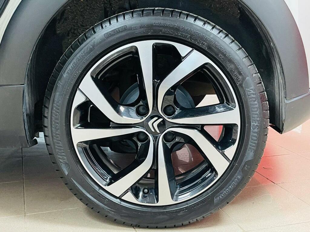Citroen C3 Hatchback 1.2 Puretech Max Euro 6 Ss 2024 WG73FZF Grey #5