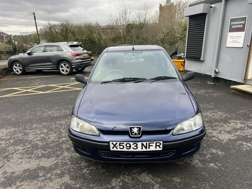Peugeot 106 1.1 Independence Green #1