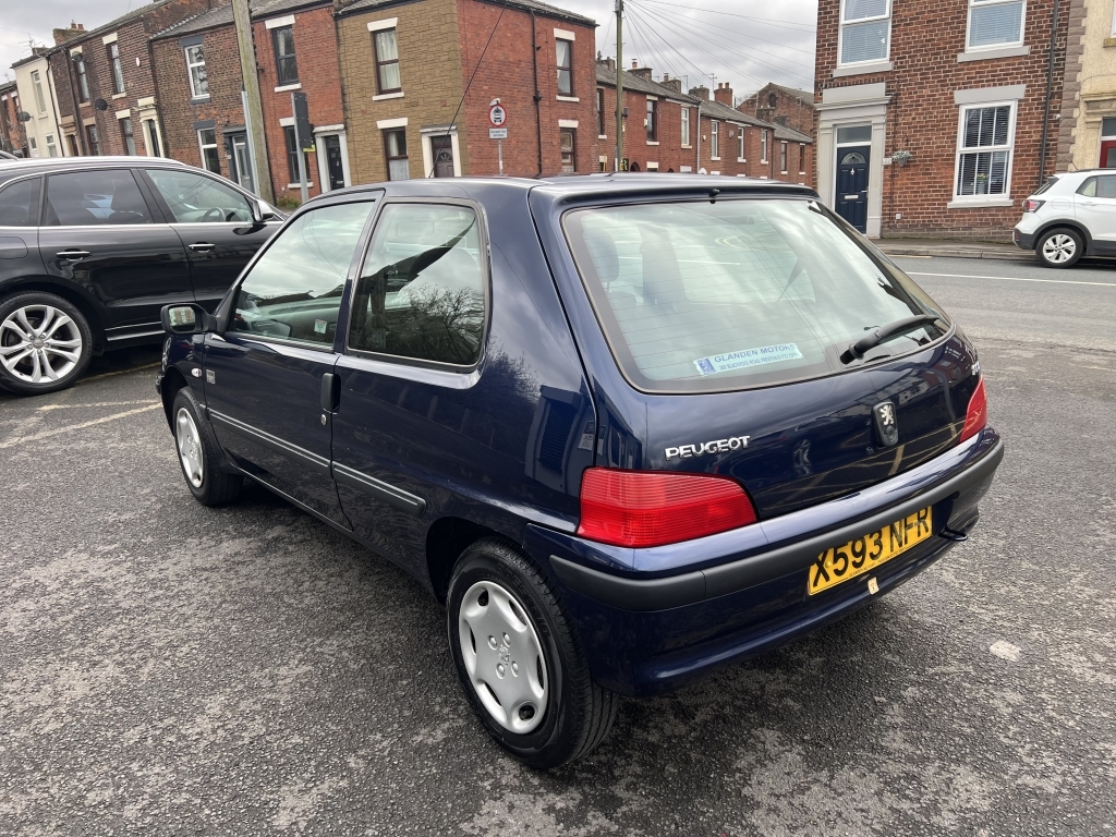 Peugeot 106 1.1 Independence Green #6